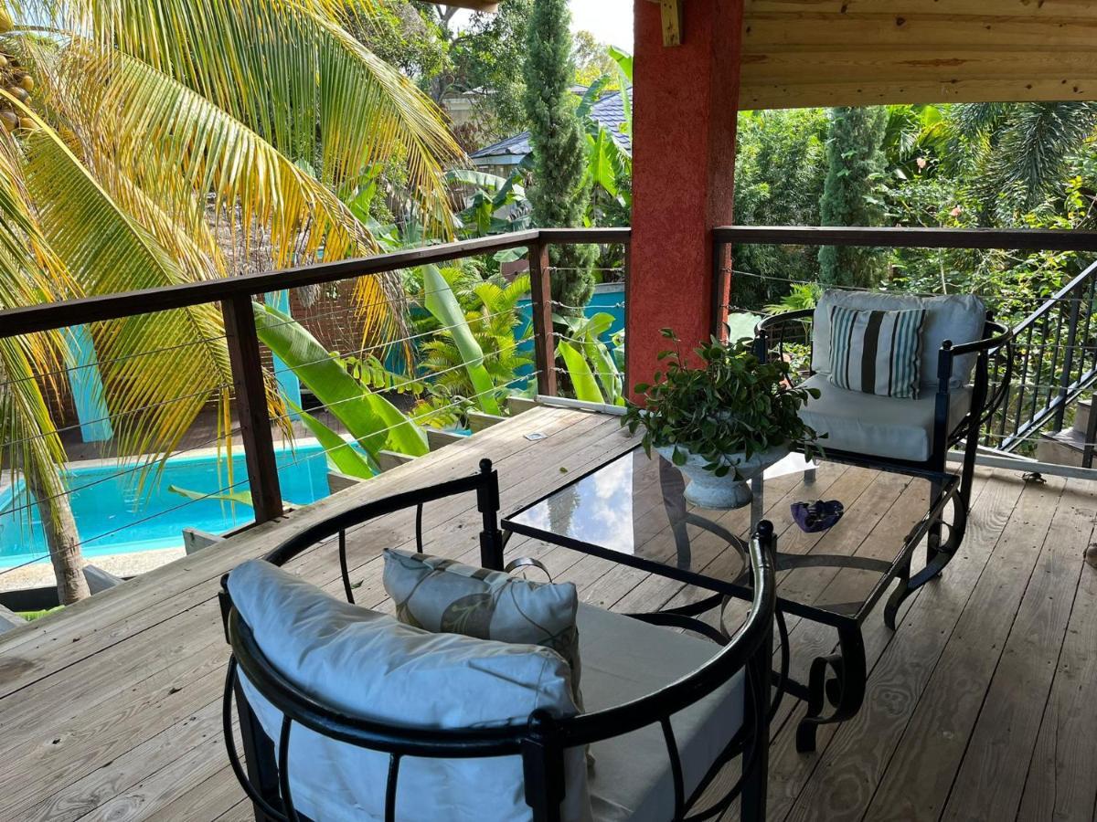 Hidden Gem @ White River Ocho Rios - Secluded Retreat For Two Hotel Exterior photo